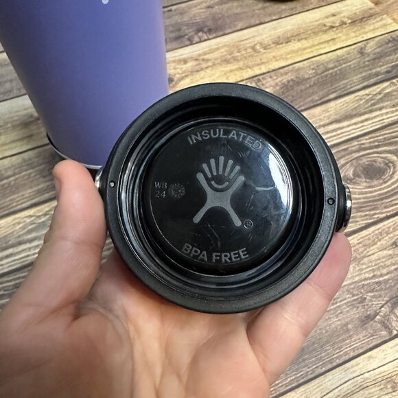 NWT HydroFlask 24oz Wide Flex Cap *Never Used* (Lupine) - Picture 6 of 12